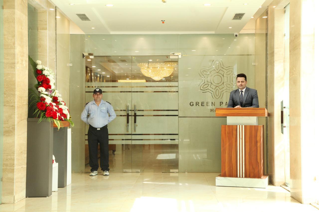 Green Palms Hotel Delhi  Extérieur photo
