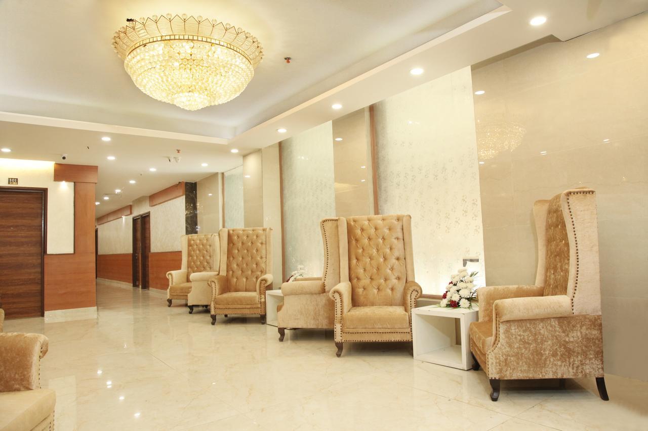 Green Palms Hotel Delhi  Extérieur photo